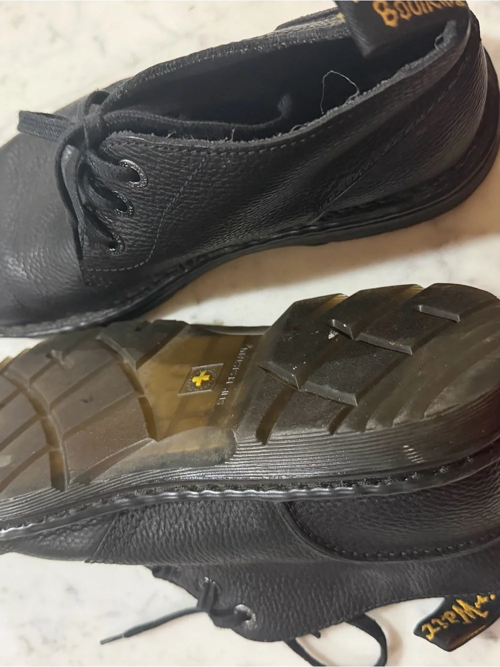 Dr. Martens sturdy black